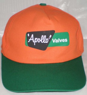 CAP WITH SINGLE COLOUR