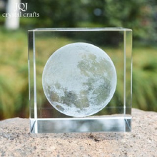 Globe 3D Crystal Paperweight