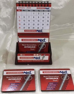 TABLE TOP WITH CAL & COASTER