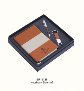 Undated Planner, Pen and Keychain Set